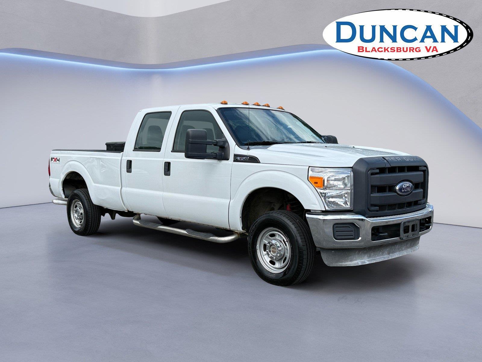  2011 Ford F-350 Super Duty XL Crew Cab 4WD   
