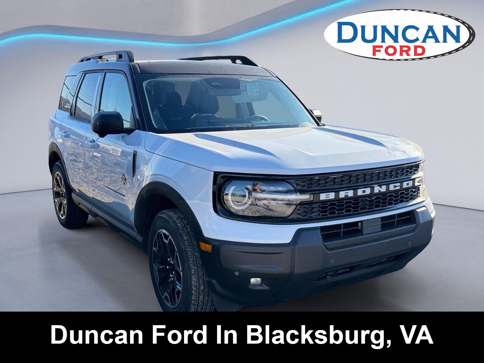 Oxford White 2025 Ford Bronco Sport SUV / Crossover All-Wheel Drive 8-Speed Automatic