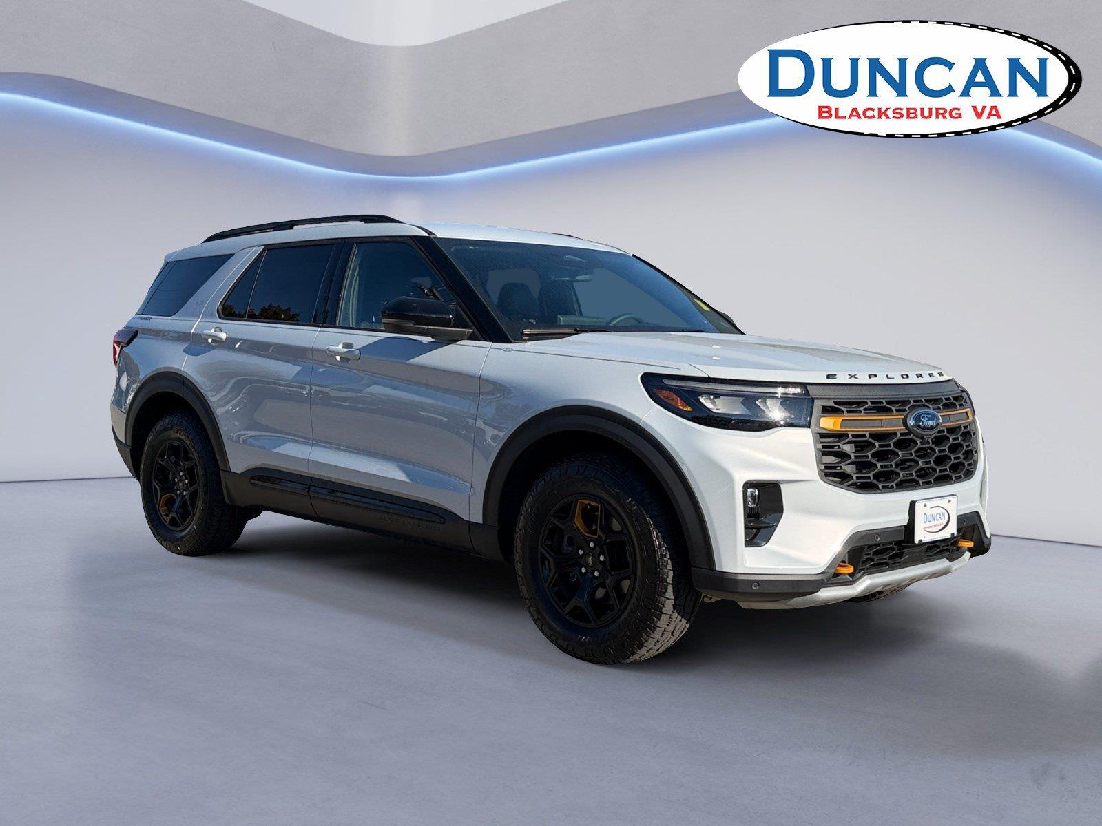 Space White 2026 Ford Explorer SUV / Crossover All-Wheel Drive Automatic