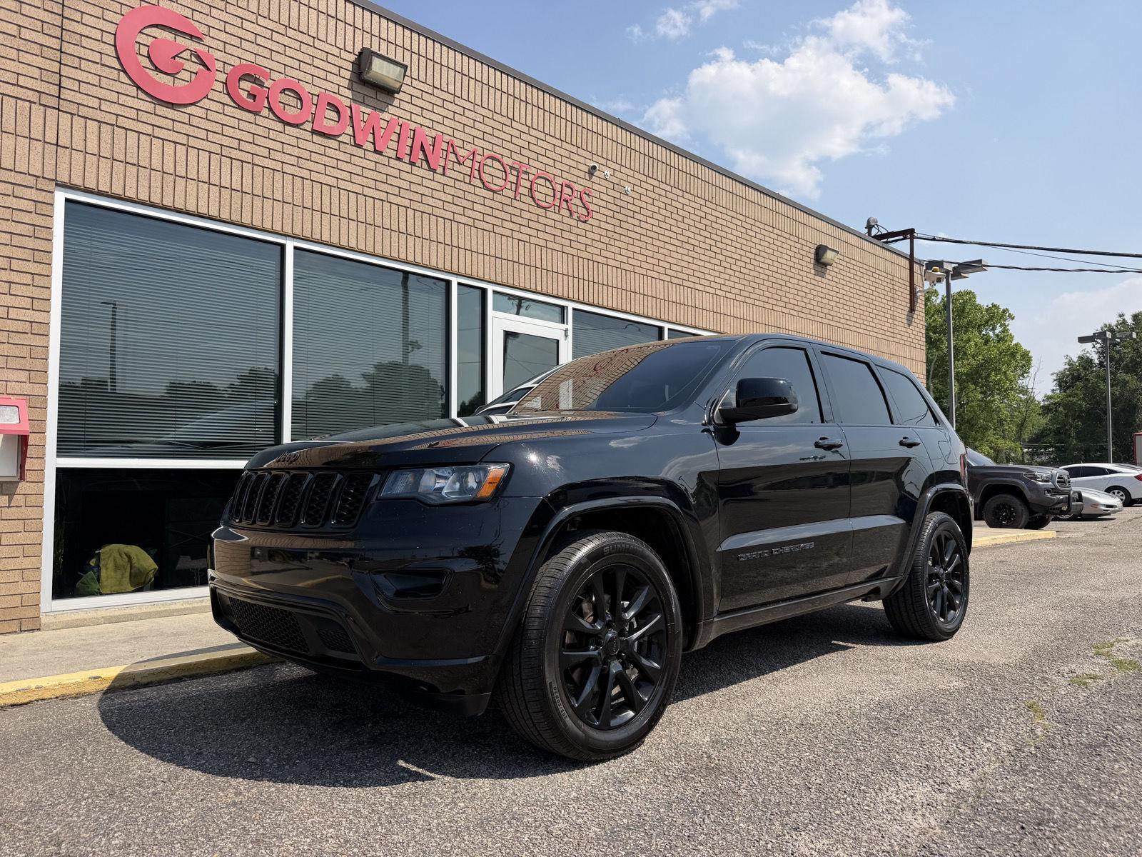 Diamond Black Crystal Pearlcoat 2020 Jeep Grand Cherokee SUV / Crossover 4X2 8-Speed Automatic