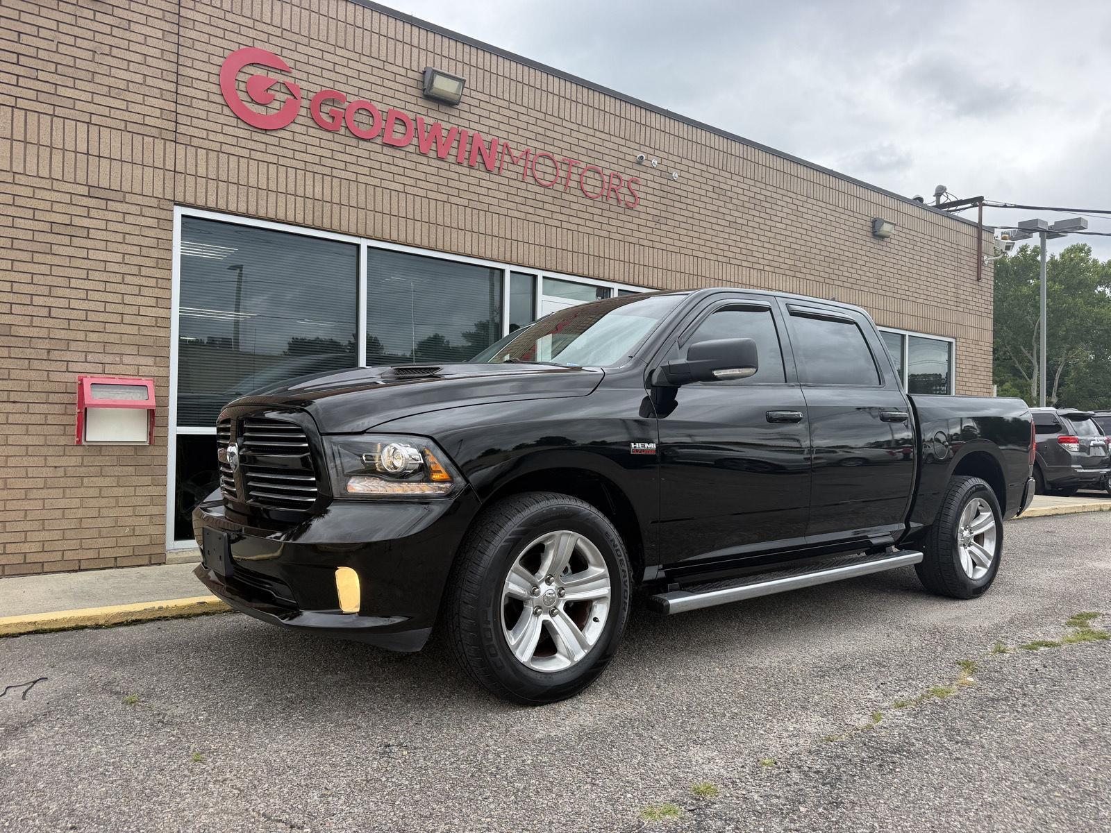 2013 RAM 1500 Sport Crew Cab RWD   