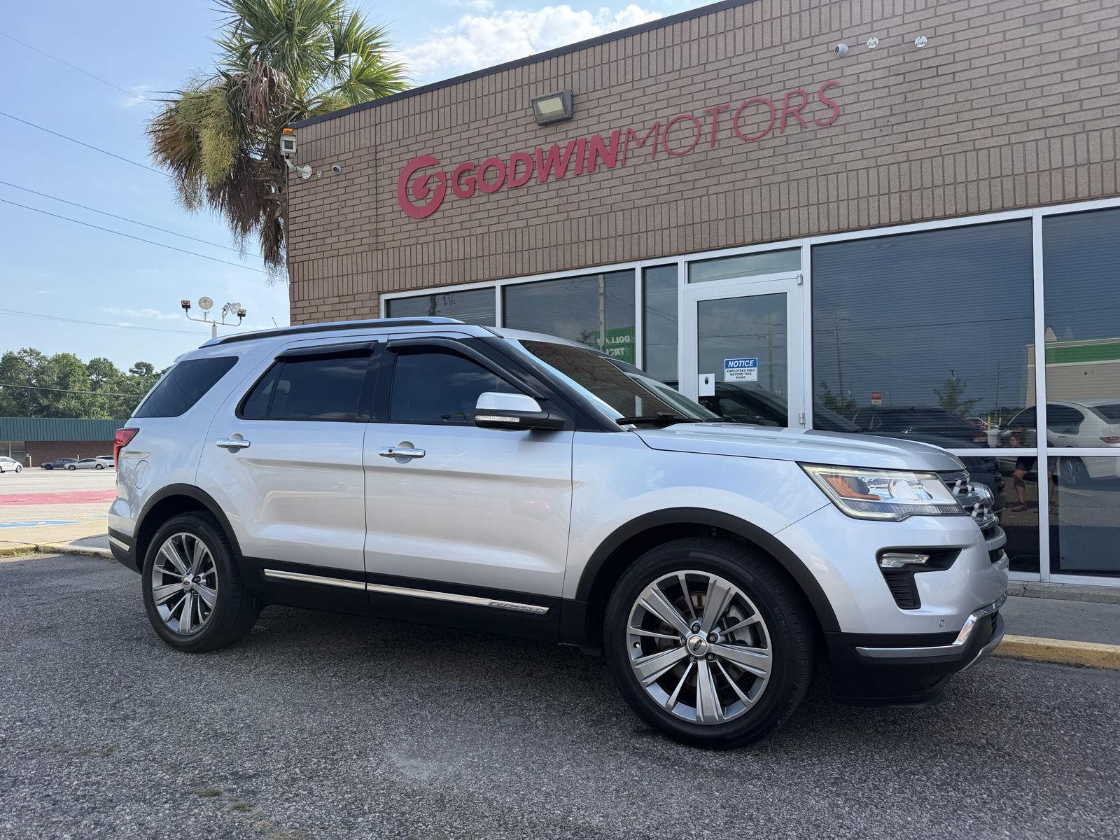 View vehicle photo 6