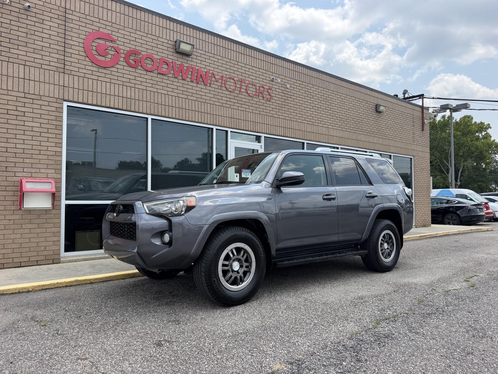  2014 Toyota 4Runner SR5   