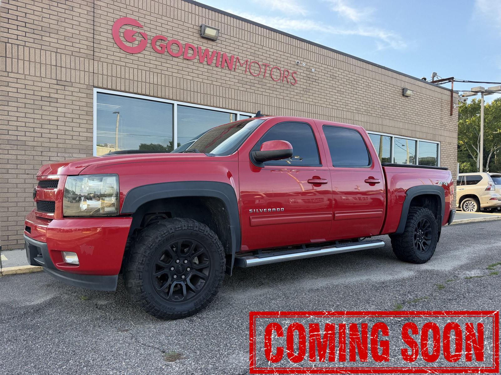  2011 Chevrolet Silverado 1500 LTZ Crew Cab 4WD   