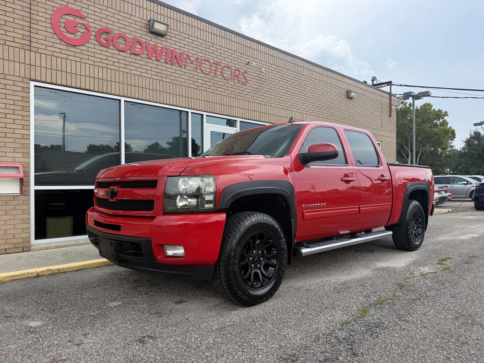2011 Chevrolet Silverado 1500 LTZ Crew Cab 4WD