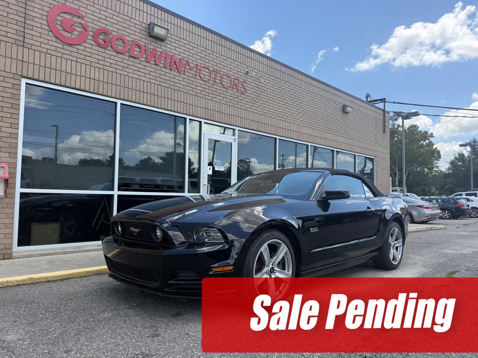 Black 2014 Ford Mustang Convertible Rear-Wheel Drive 6-Speed Manual