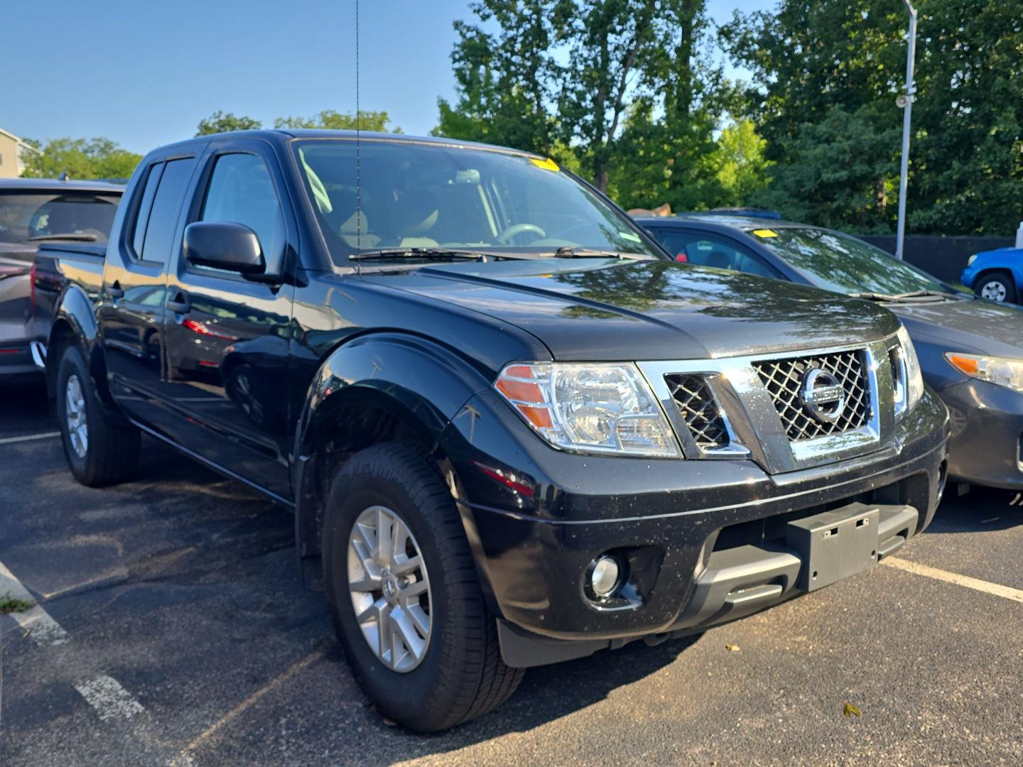  2020 Nissan Frontier SV Crew Cab 4WD   