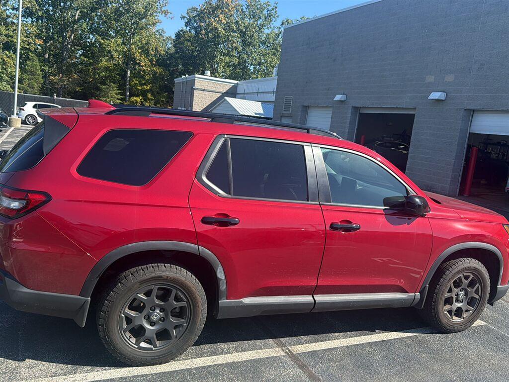 Radiant Red Metallic II 2025 Honda Pilot SUV / Crossover All-Wheel Drive 