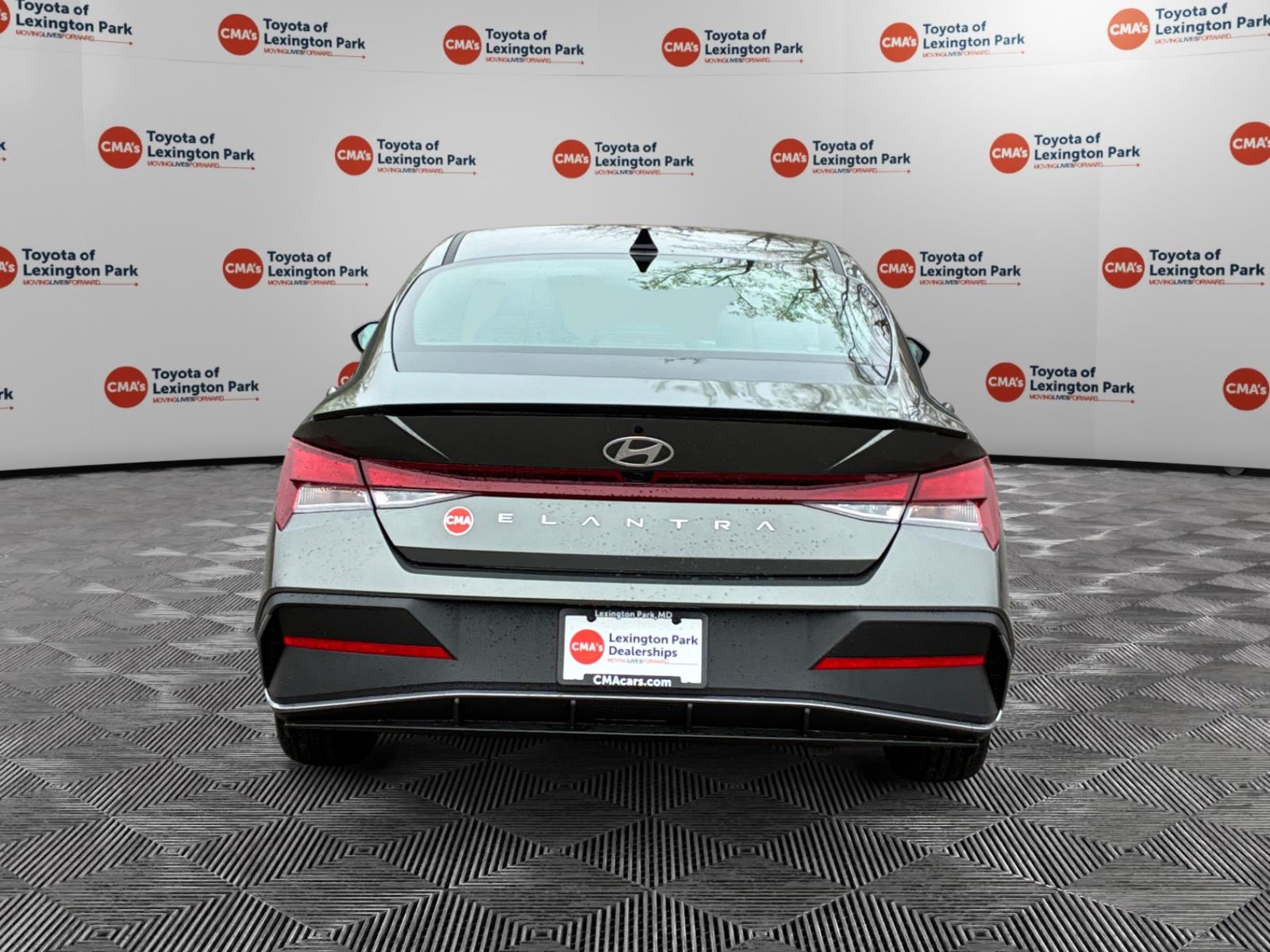 View vehicle photo 6