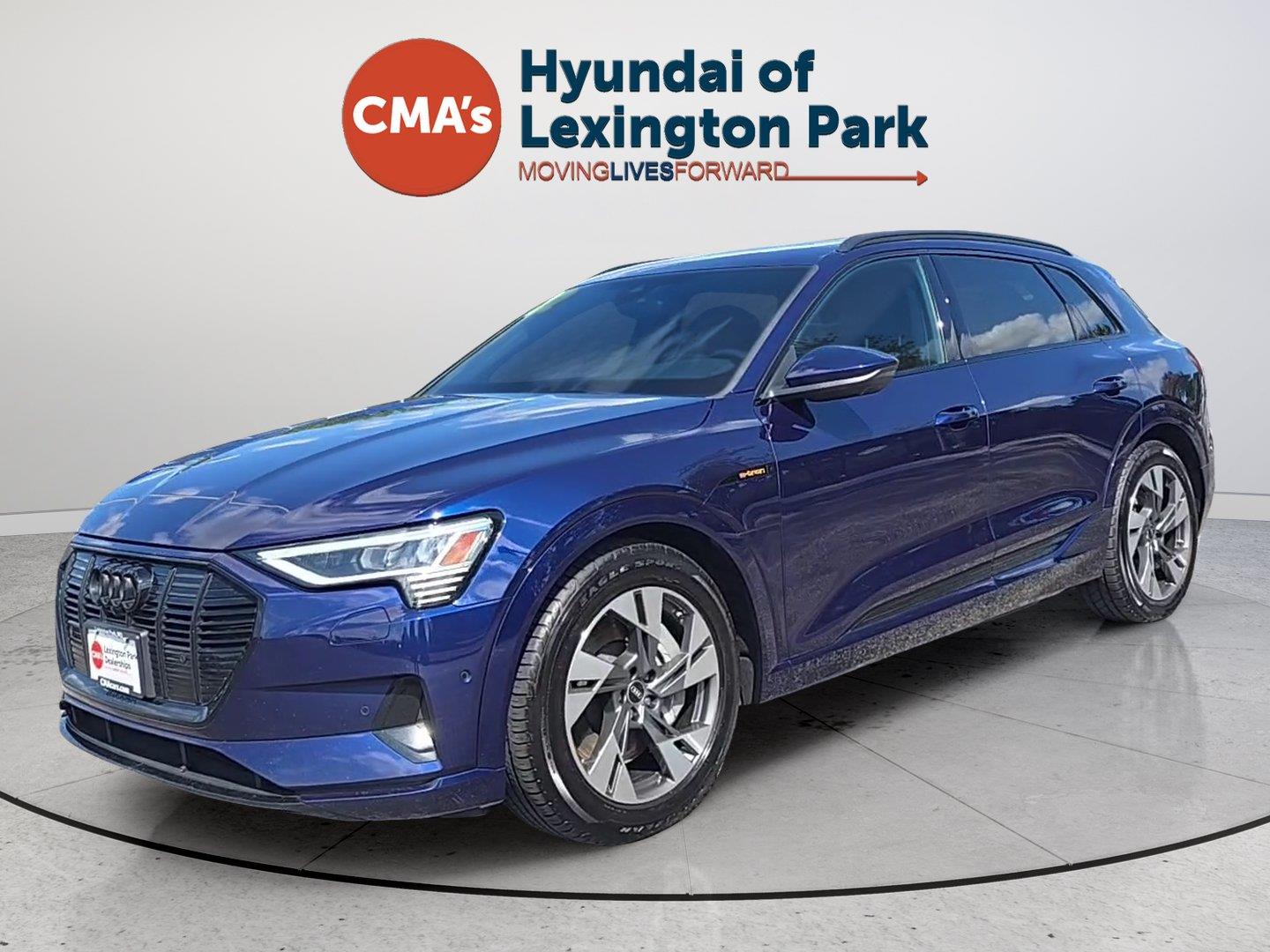 2022 Audi e-tron Premium quattro AWD