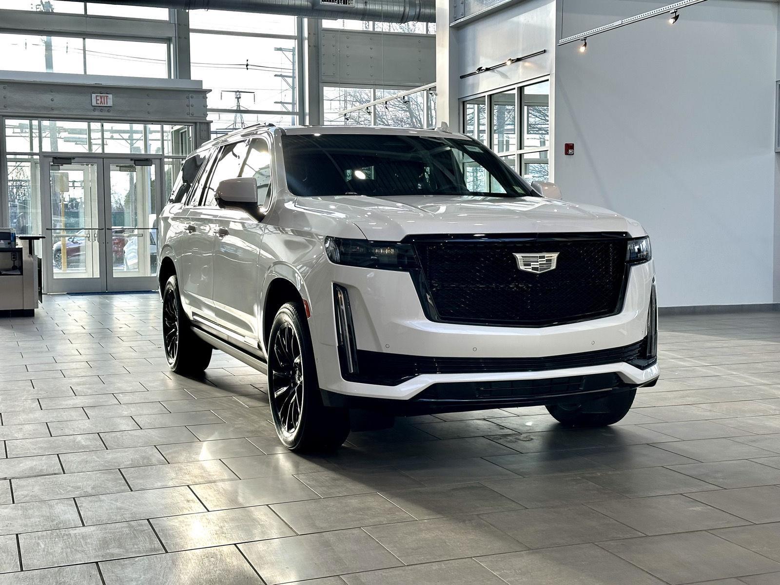 2024 Cadillac Escalade ESV Sport 4WD