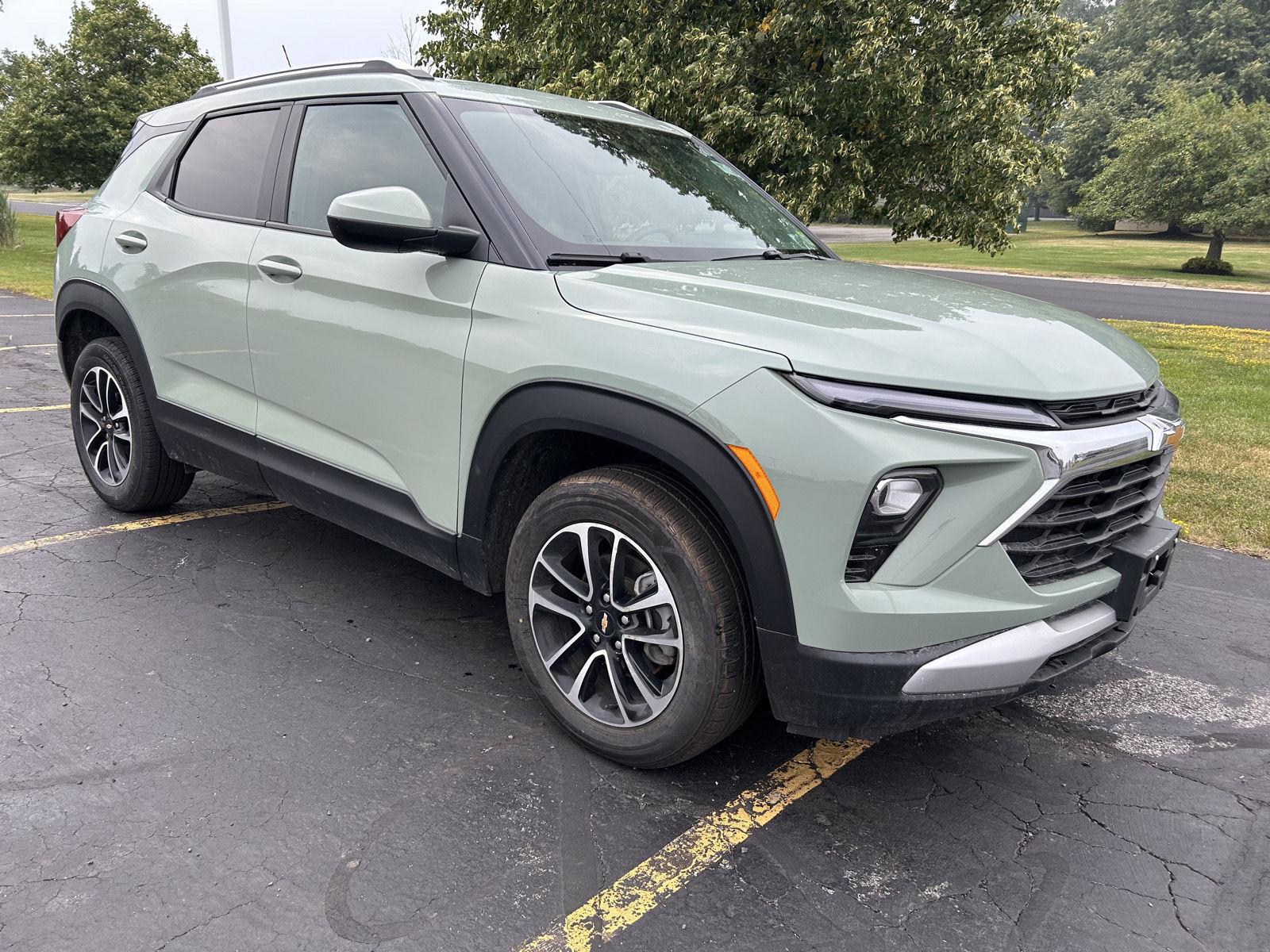 Cacti Green 2025 Chevrolet Trailblazer SUV / Crossover Four-Wheel Drive 9-Speed Automatic