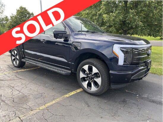 2023 Ford F-150 Lightning Platinum SuperCrew AWD