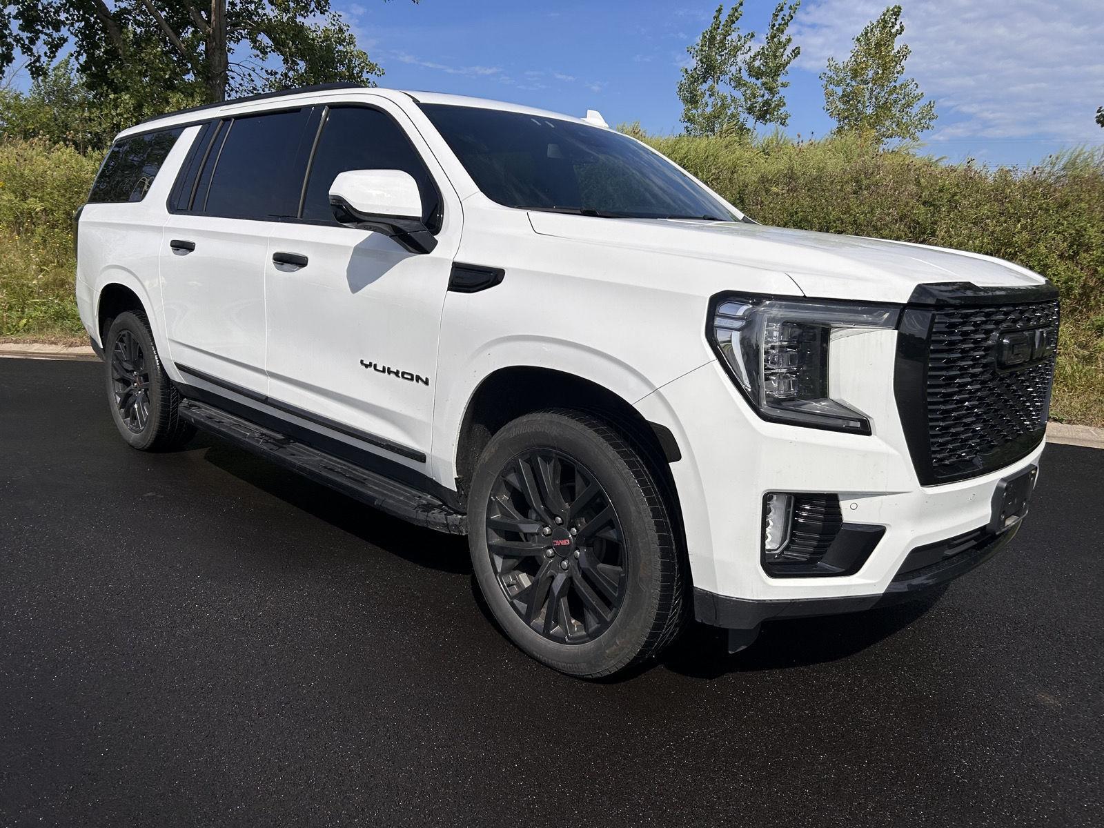 Summit White 2024 GMC Yukon XL SUV / Crossover Four-Wheel Drive Automatic
