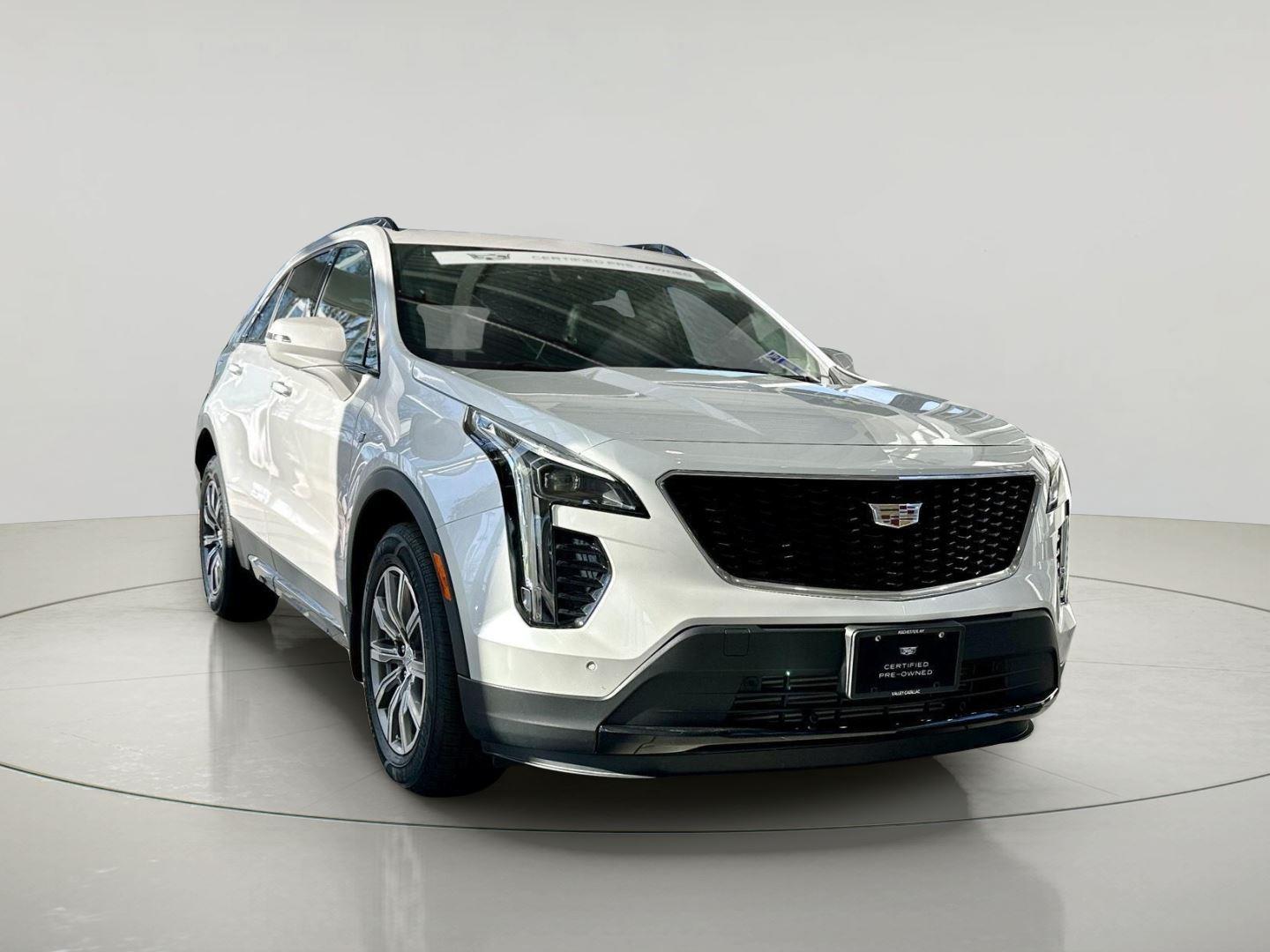 Crystal White Tricoat 2022 Cadillac XT4 Luxury AWD SUV / Crossover Four-Wheel Drive 9-Speed Automatic