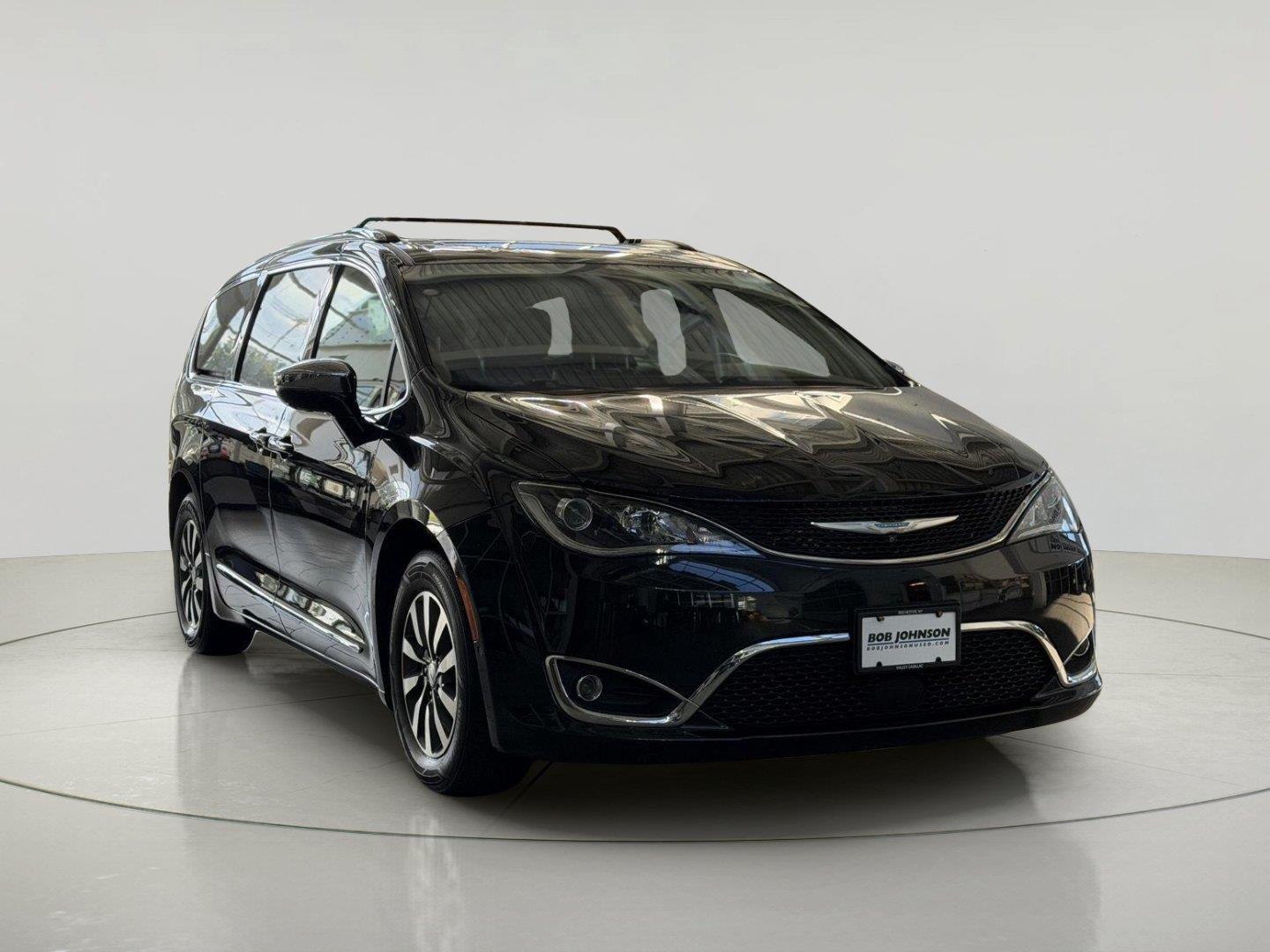  2020 Chrysler Pacifica Hybrid Limited FWD   
