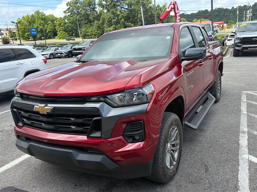 Radiant Red Tintcoat 2023 Chevrolet Colorado Pickup Truck Four-Wheel Drive 8-Speed Automatic