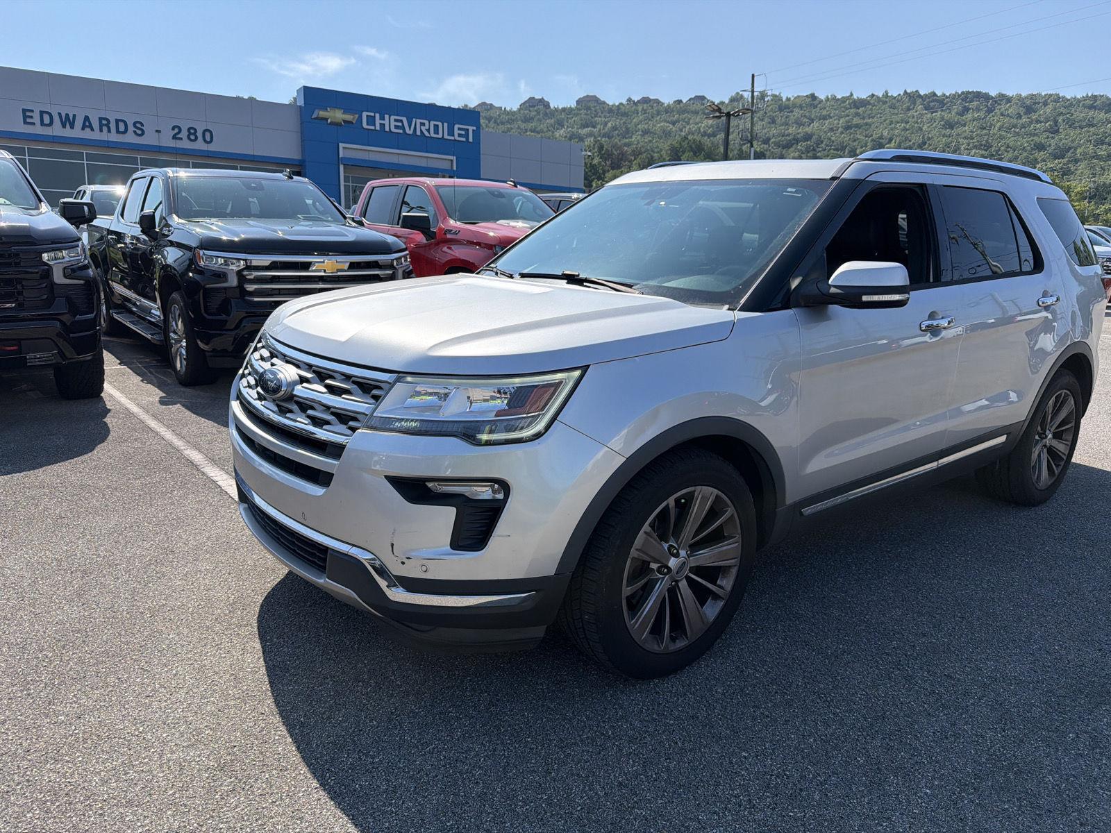 Ingot Silver Metallic 2018 Ford Explorer SUV / Crossover Front-Wheel Drive 6-Speed Automatic