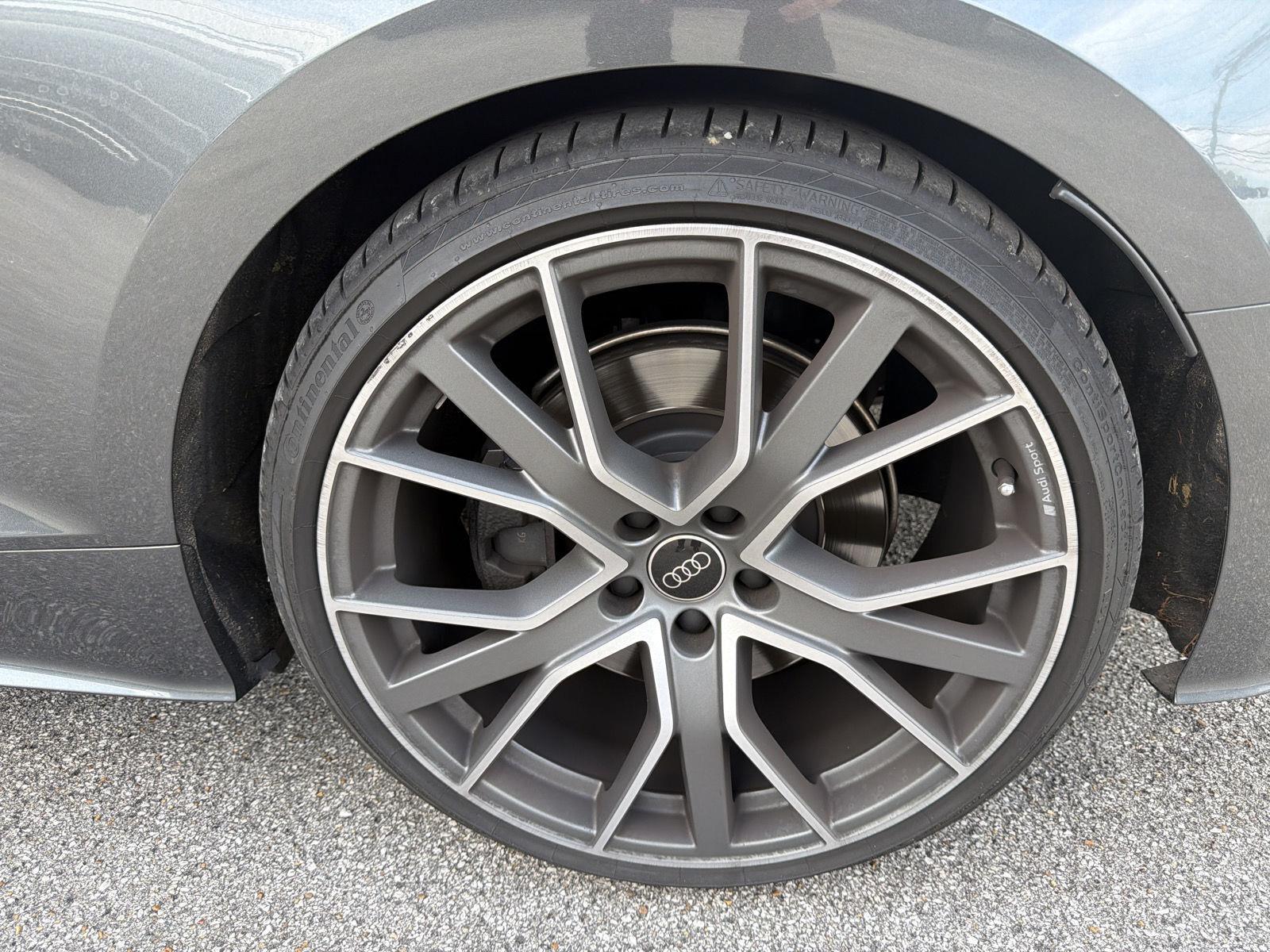 View vehicle photo 6