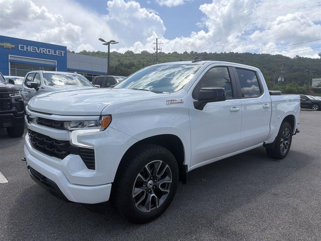 Summit White 2023 Chevrolet Silverado 1500 Pickup Truck Four-Wheel Drive Automatic