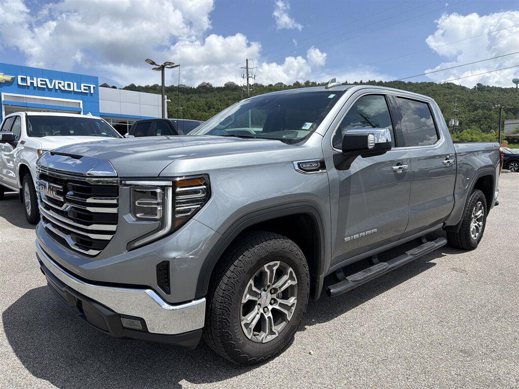 Sterling Metallic 2026 GMC Sierra 1500 Pickup Truck Four-Wheel Drive Automatic