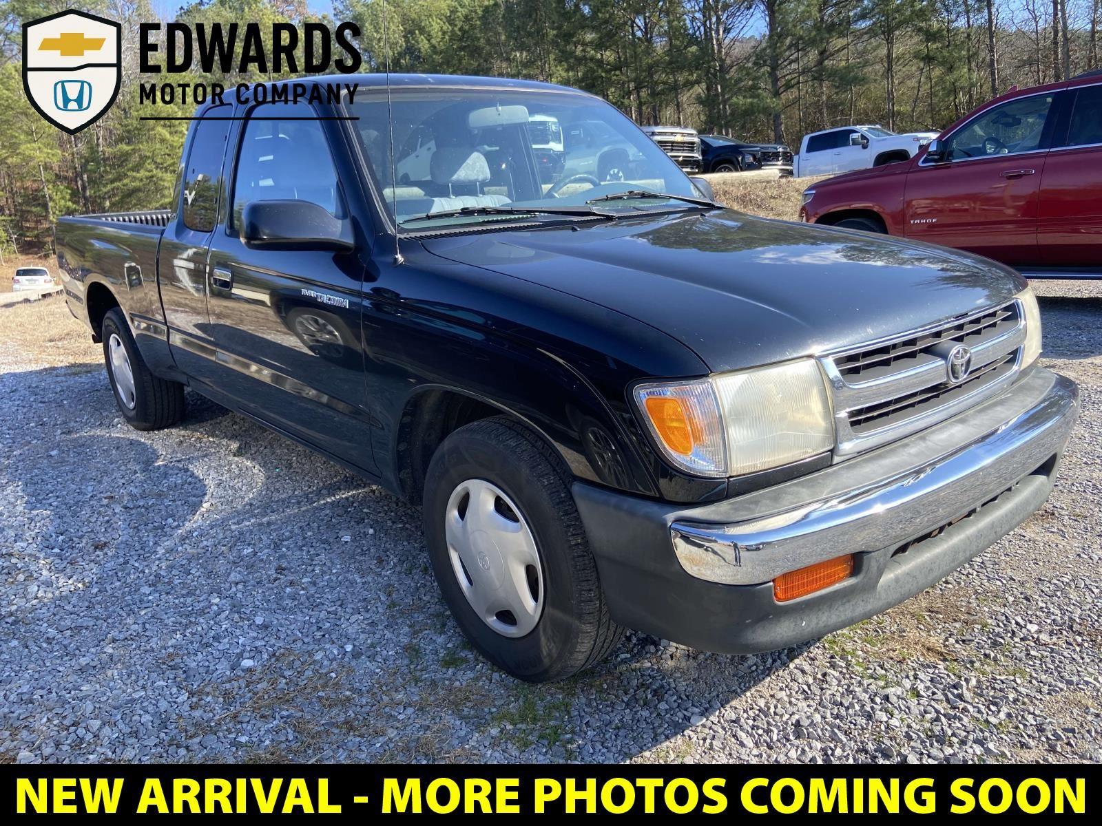 2000 Toyota Tacoma 2 Dr SR5 Extended Cab