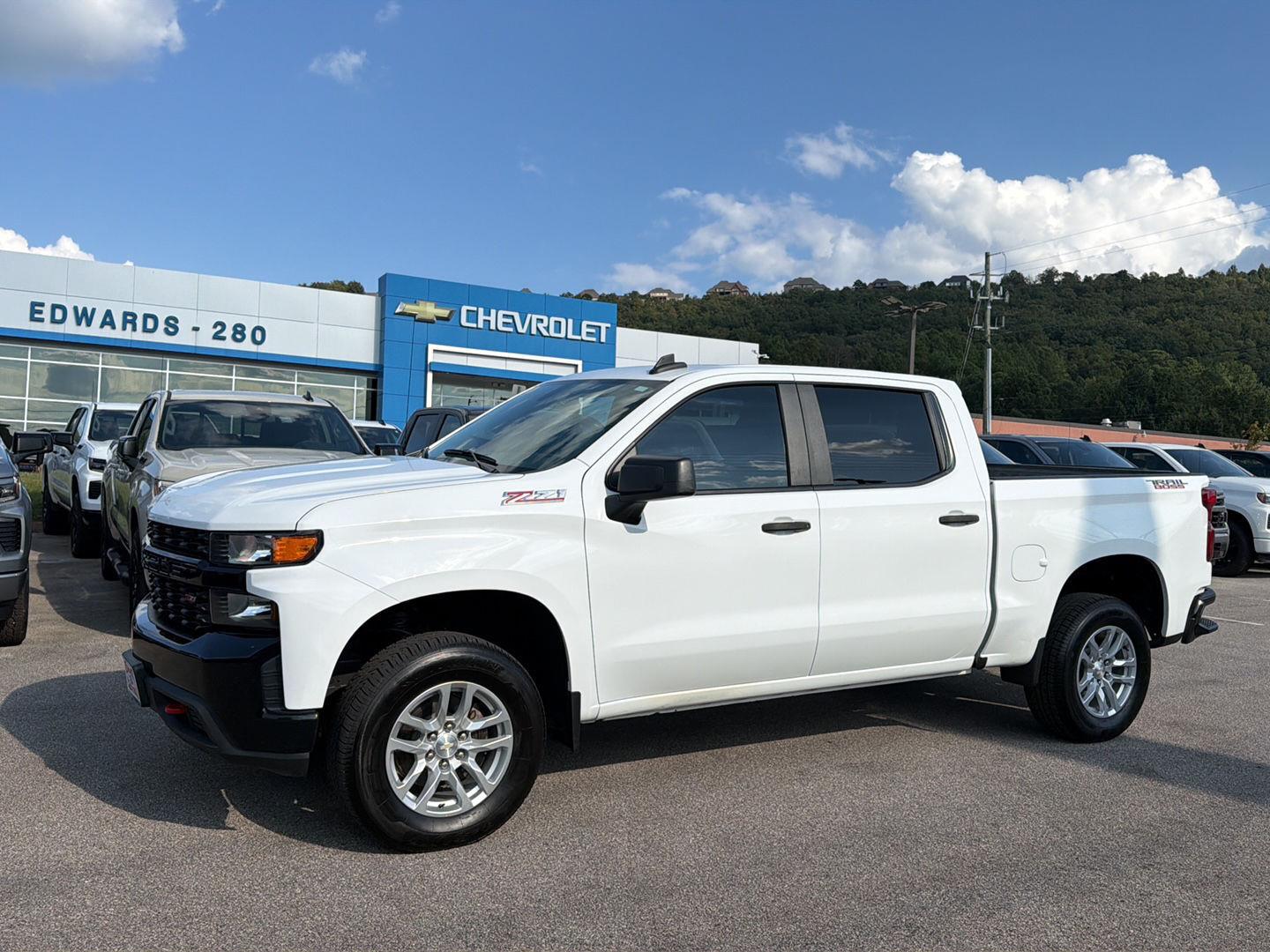 Summit White 2022 Chevrolet Silverado 1500 Pickup Truck Four-Wheel Drive 8-Speed Automatic