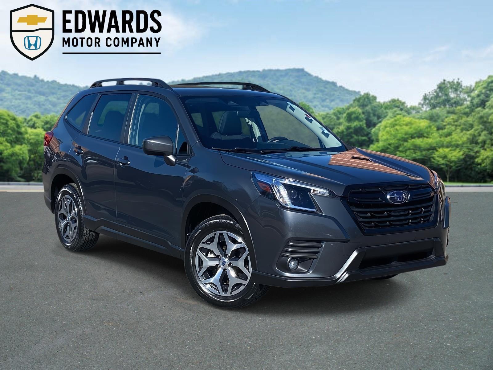 2024 Subaru Forester Premium Crossover AWD