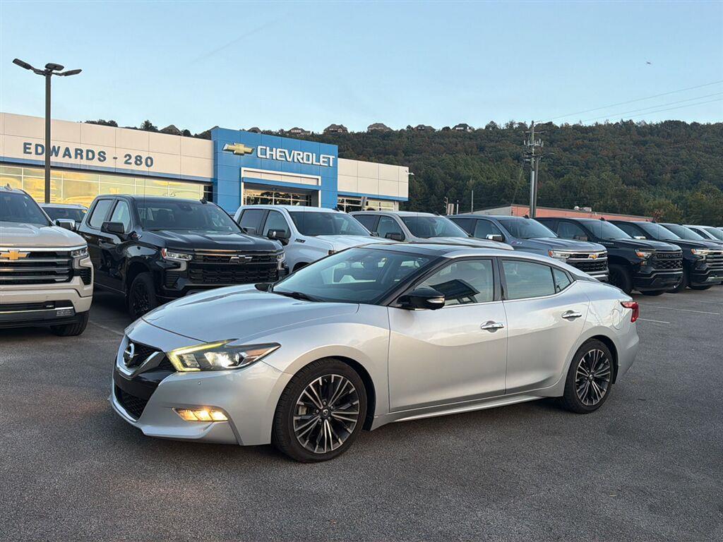BRILLIANT SILVER 2017 Nissan Maxima Sedan  