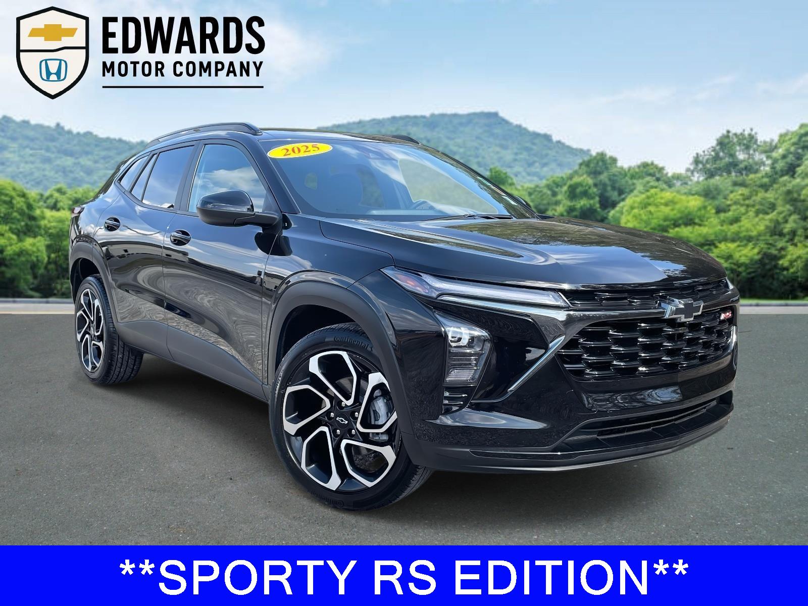 2025 Chevrolet Trax RS with 2RS FWD