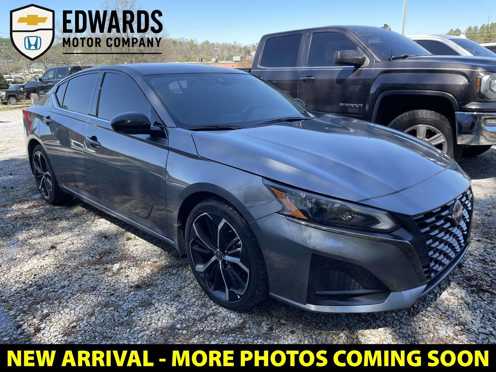 2024 Nissan Altima 2.5 SR FWD