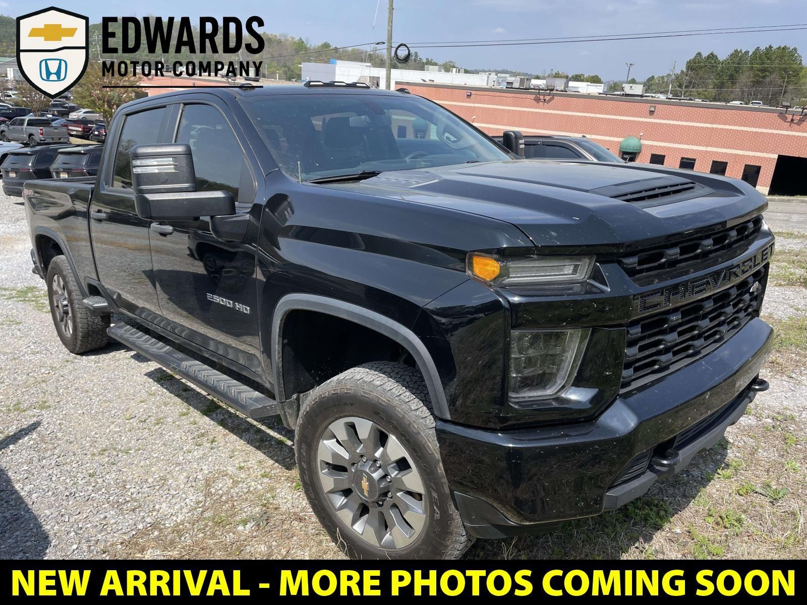 2022 Chevrolet Silverado 2500HD Custom Crew Cab 4WD