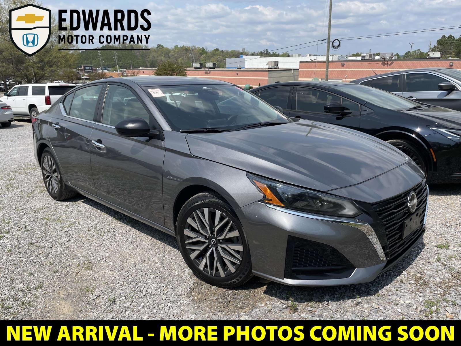 2024 Nissan Altima 2.5 SV FWD