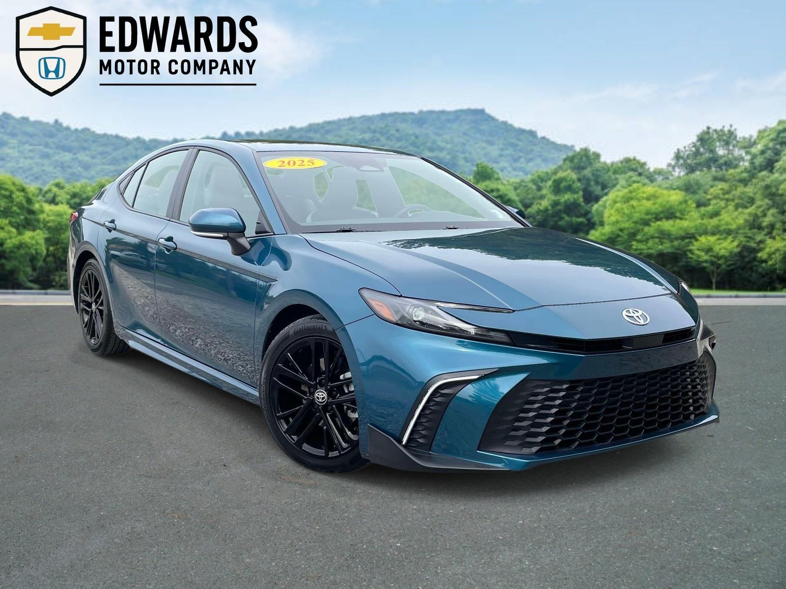 Ocean Gem 2025 Toyota Camry SE FWD Sedan Front-Wheel Drive Continuously Variable Transmission