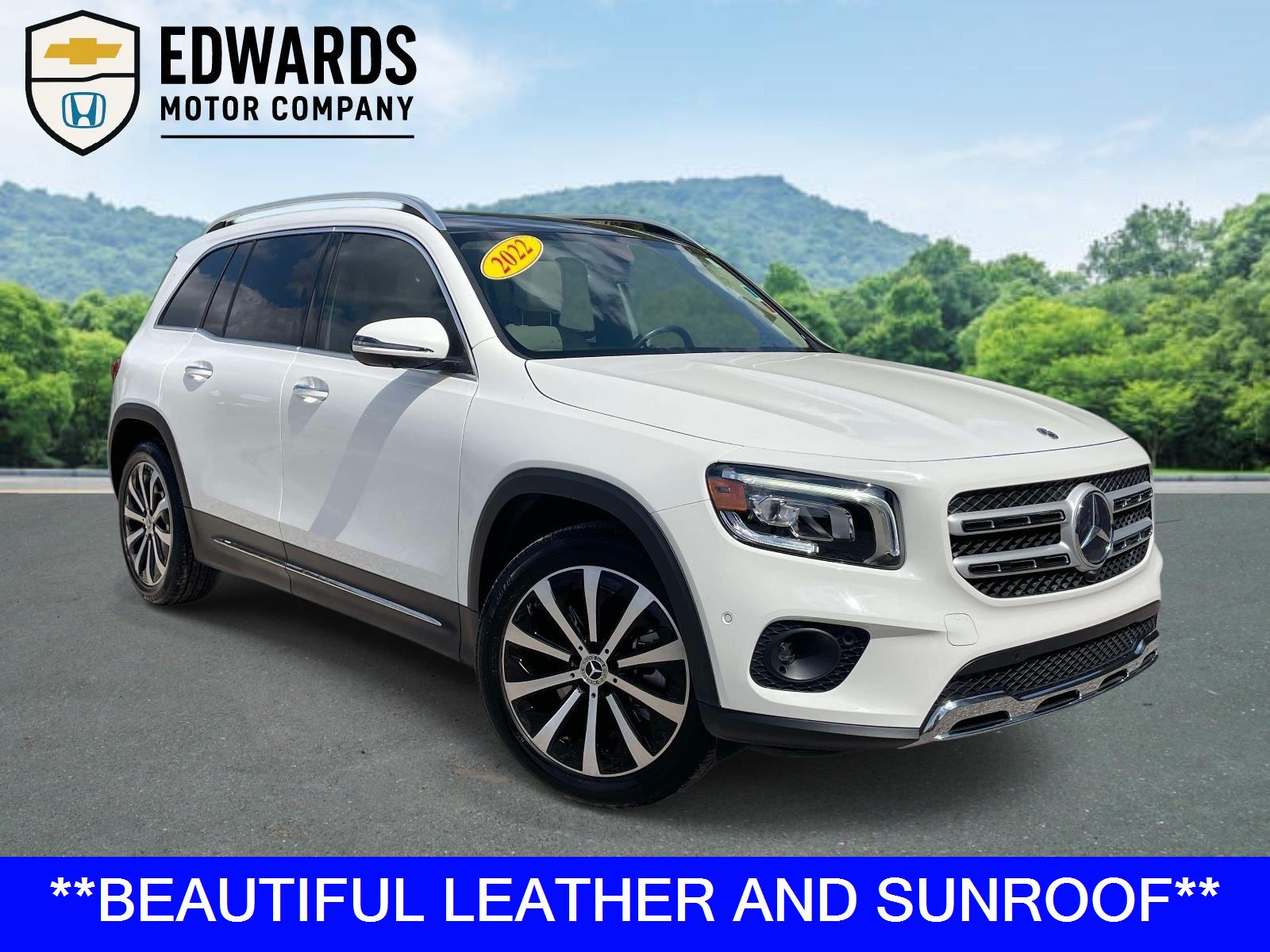 Polar White 2022 Mercedes-Benz GLB 250 4MATIC SUV / Crossover All-Wheel Drive Automatic
