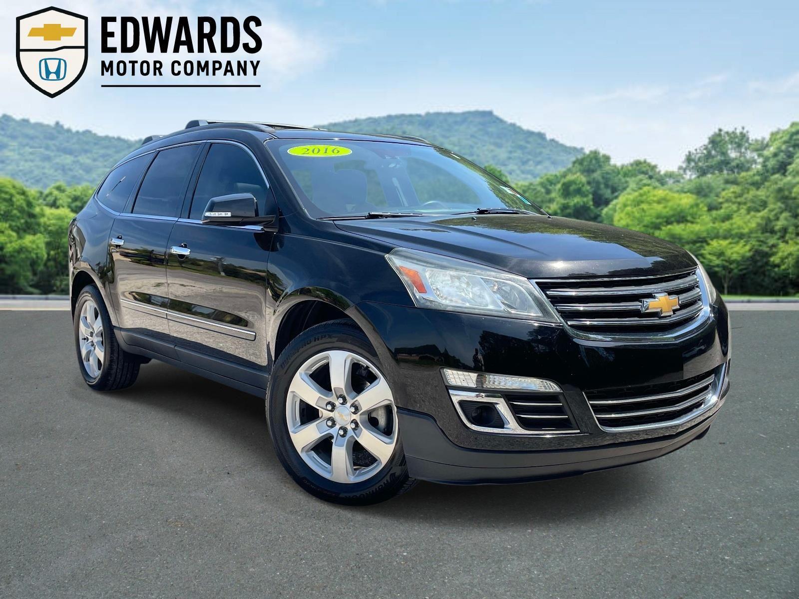 Mosaic Black Metallic 2016 Chevrolet Traverse LTZ FWD SUV / Crossover Front-Wheel Drive 6-Speed Automatic