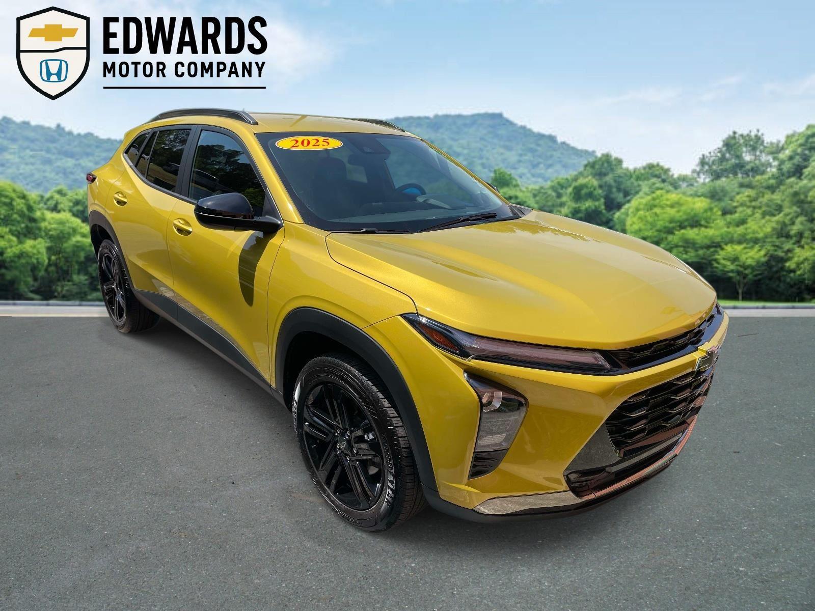 Nitro Yellow Metallic 2025 Chevrolet Trax Activ FWD SUV / Crossover Front-Wheel Drive 6-Speed Automatic