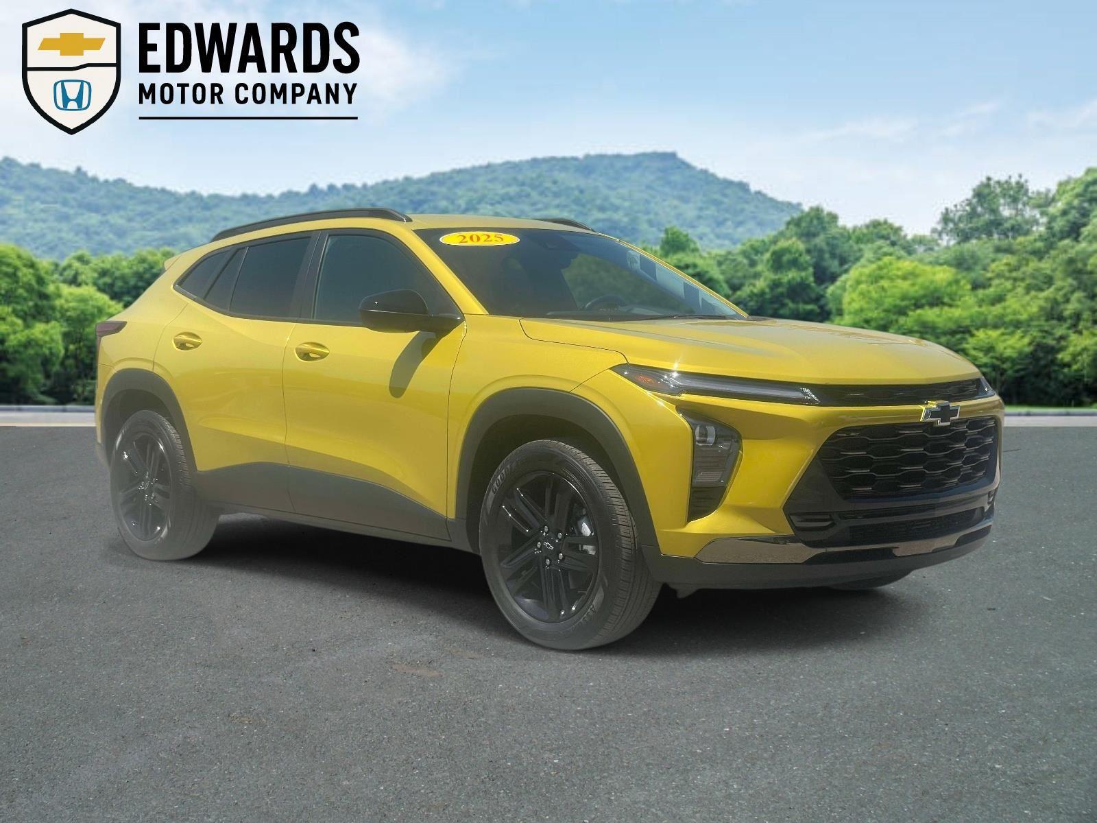 Nitro Yellow Metallic 2025 Chevrolet Trax Activ FWD SUV / Crossover Front-Wheel Drive 6-Speed Automatic