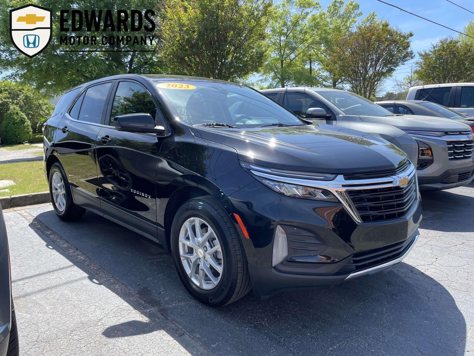 Mosaic Black Metallic 2024 Chevrolet Equinox LT FWD with 1LT SUV / Crossover Front-Wheel Drive 6-Speed Automatic Overdrive