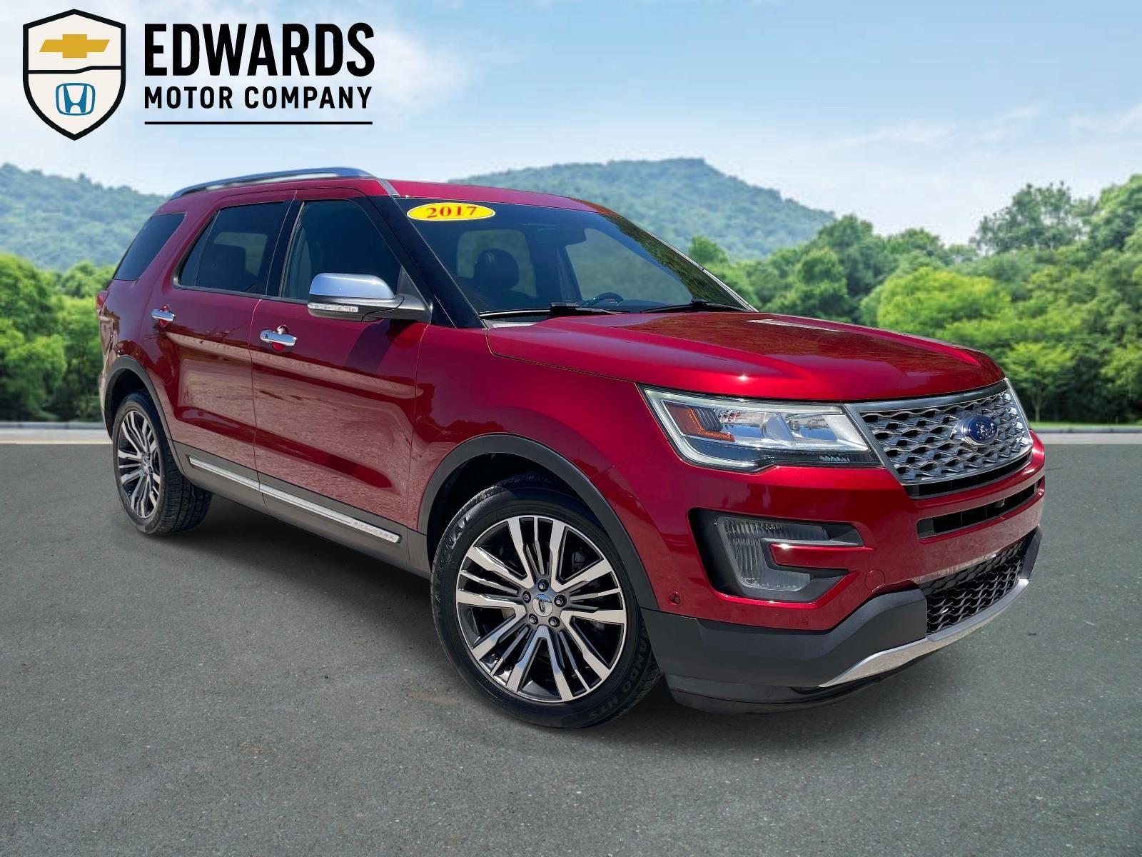 White Platinum Metallic Tri-Coat 2017 Ford Explorer Platinum AWD SUV / Crossover All-Wheel Drive 6-Speed Automatic
