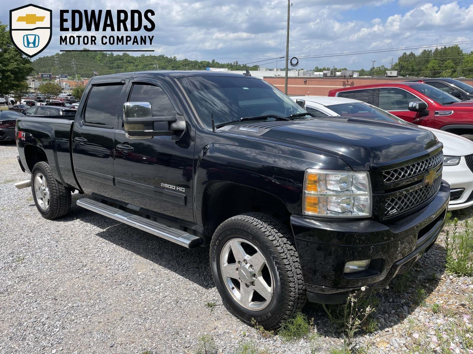 Black 2014 Chevrolet Silverado 2500HD LTZ Crew Cab 4WD Pickup Truck Four-Wheel Drive 6-Speed Automatic