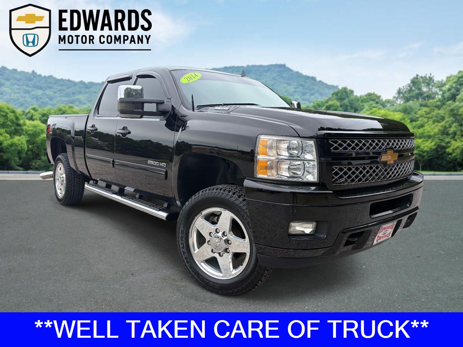Black 2014 Chevrolet Silverado 2500HD LTZ Crew Cab 4WD Pickup Truck Four-Wheel Drive 6-Speed Automatic