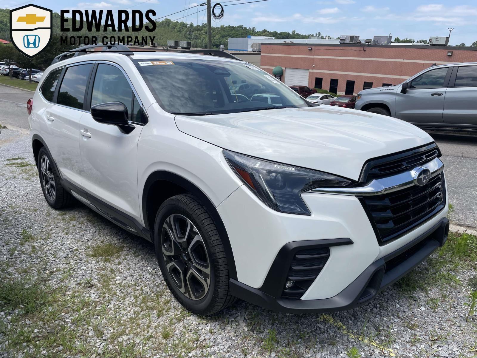 Crystal White Pearl 2024 Subaru Ascent Limited 7-Passenger AWD SUV / Crossover All-Wheel Drive Continuously Variable Transmission