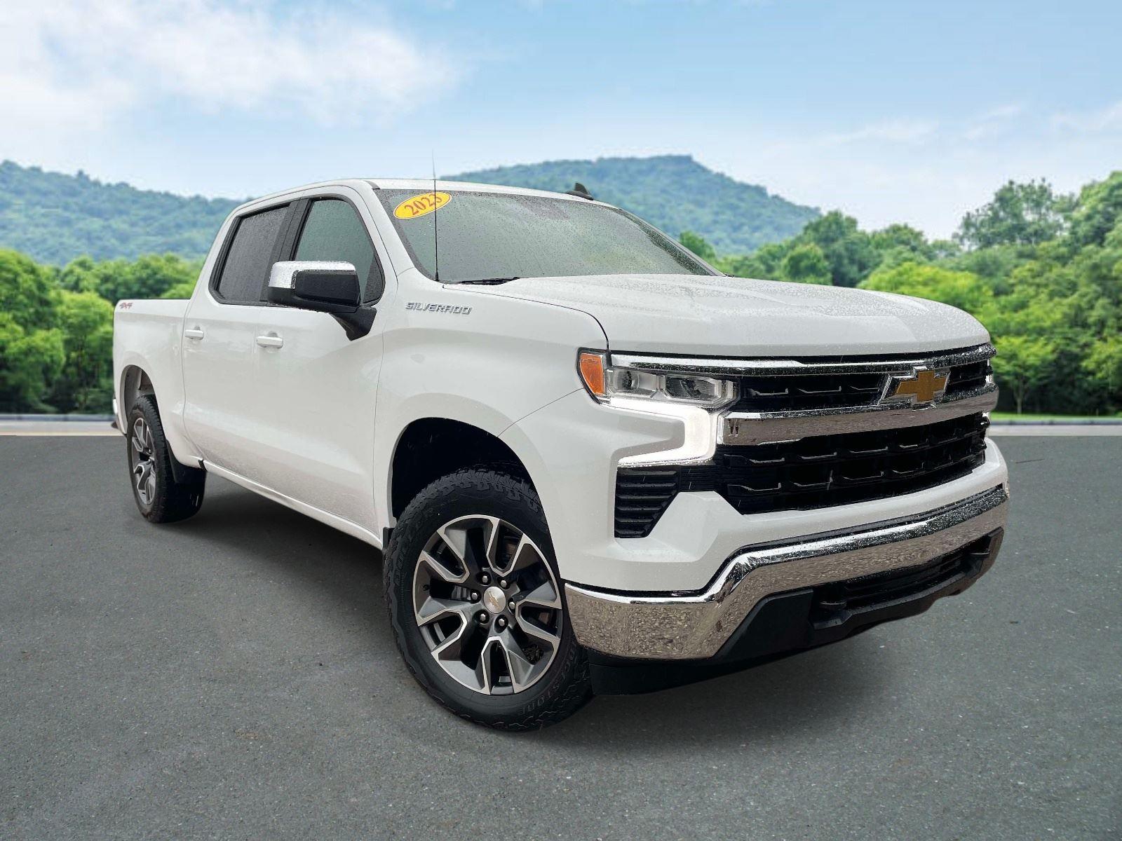 Summit White 2023 Chevrolet Silverado 1500 LT Crew Cab 4WD Pickup Truck Four-Wheel Drive 8-Speed Automatic