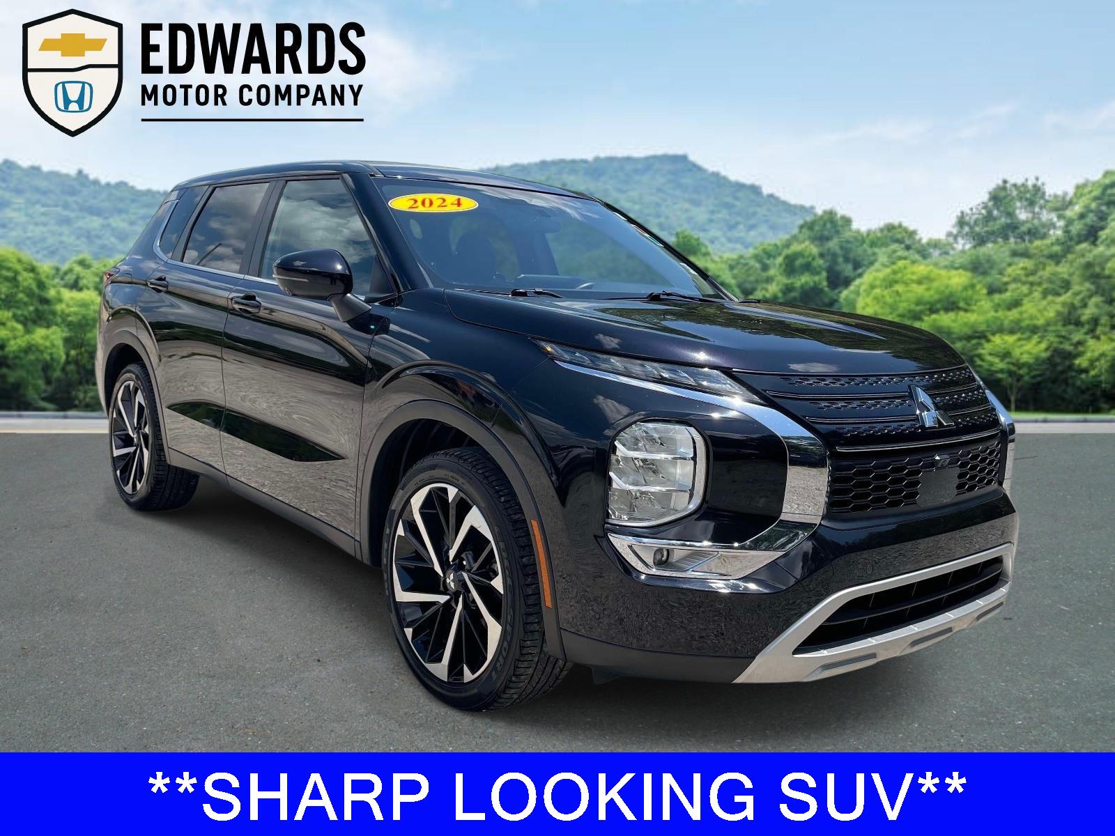 Labrador Black Pearl 2024 Mitsubishi Outlander SE FWD SUV / Crossover Front-Wheel Drive Continuously Variable Transmission