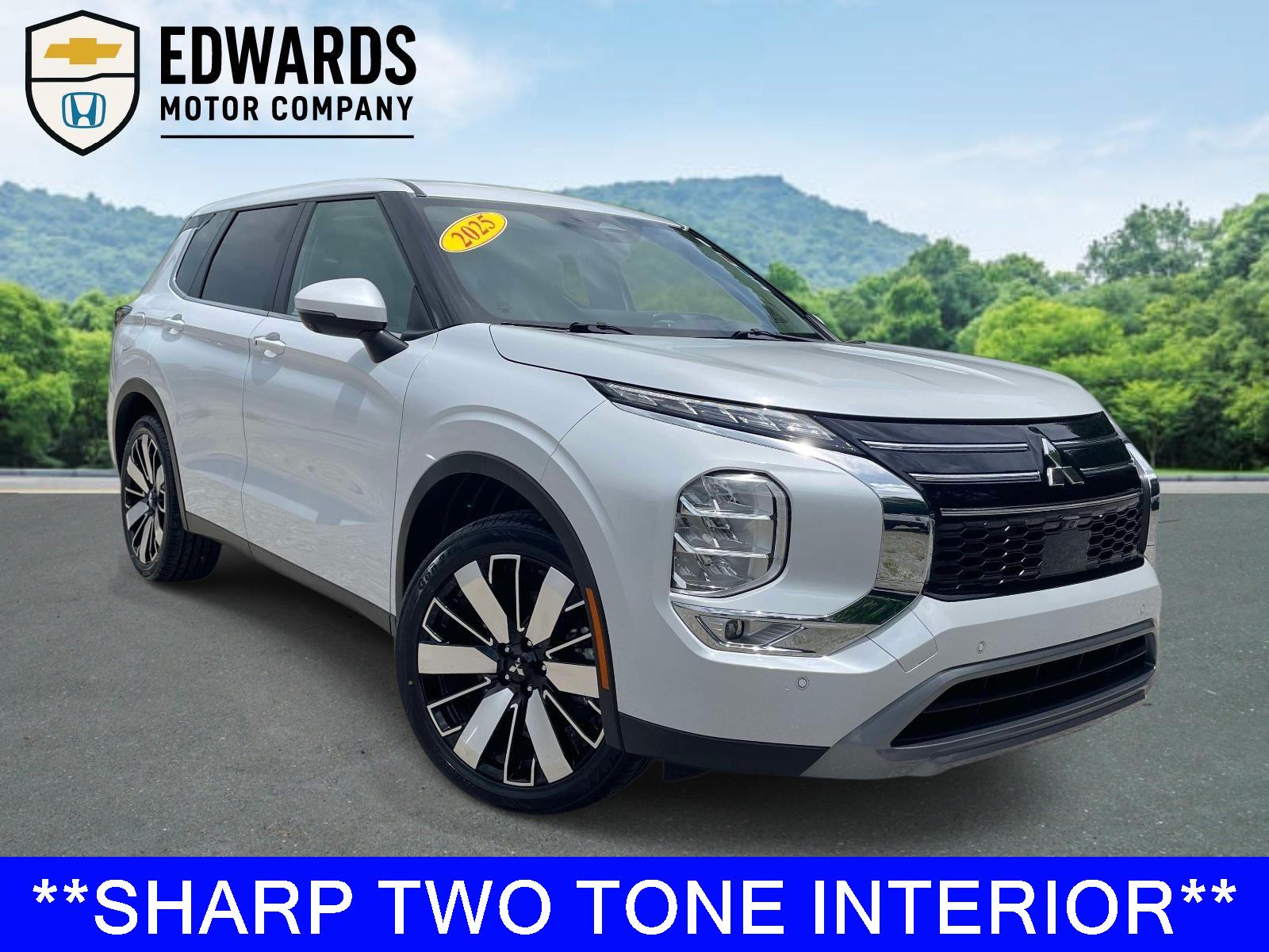 2025 Mitsubishi Outlander SE FWD SUV / Crossover Front-Wheel Drive Continuously Variable Transmission