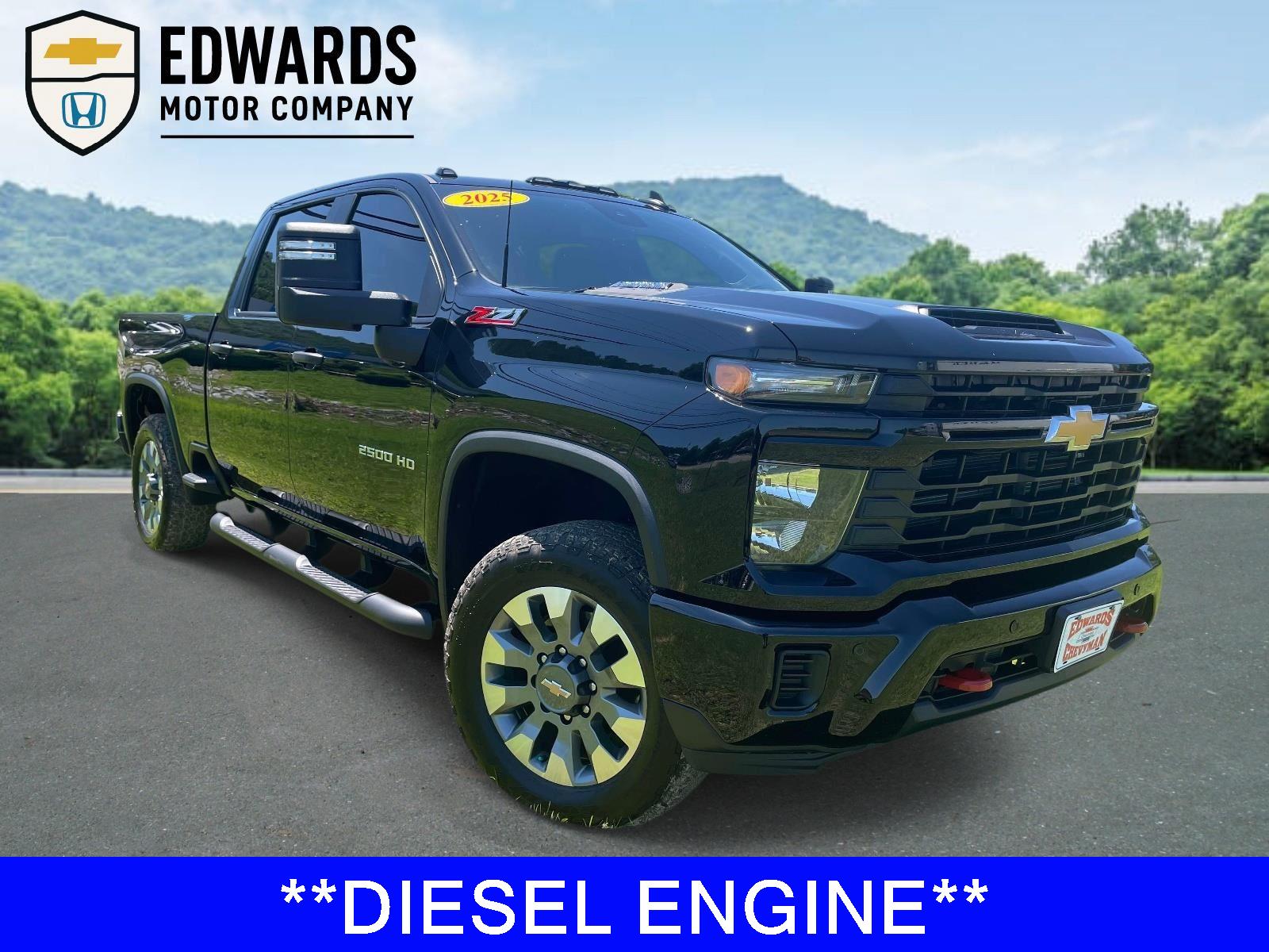 Black 2025 Chevrolet Silverado 2500HD Custom Crew Cab 4WD Pickup Truck Four-Wheel Drive Automatic