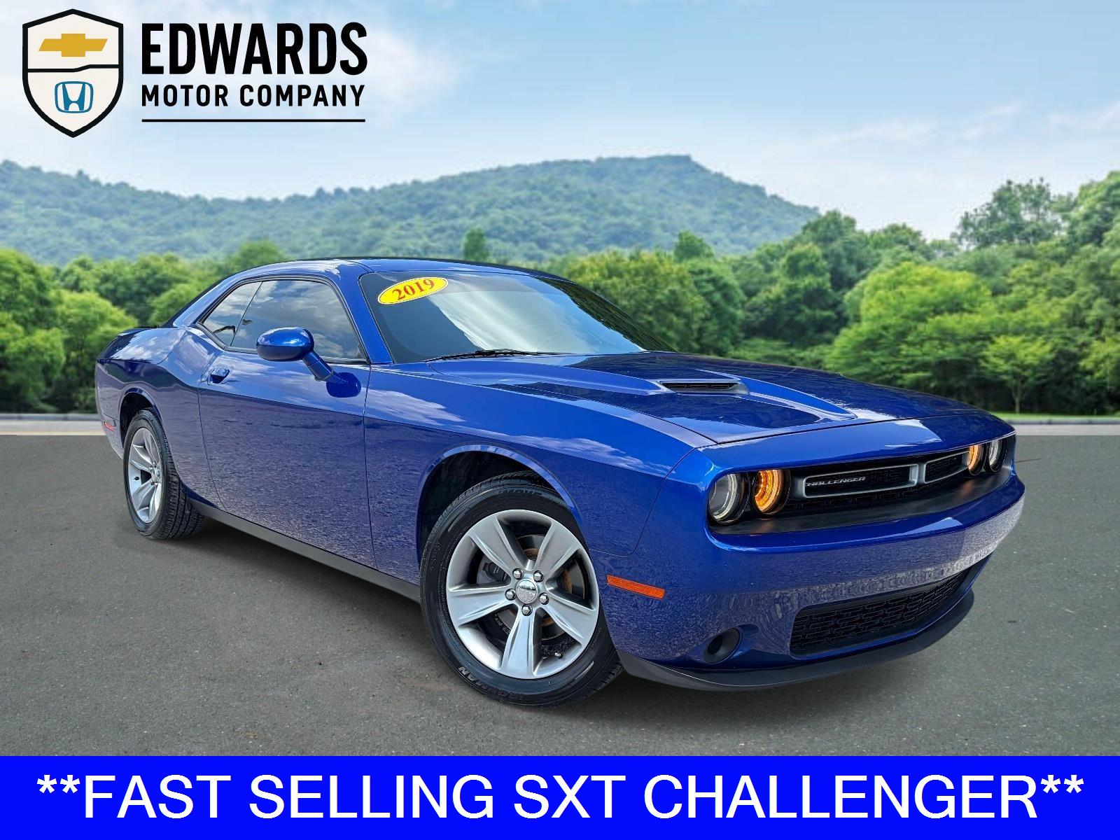 Indigo Blue 2019 Dodge Challenger Coupe Rear-Wheel Drive 8-Speed Automatic