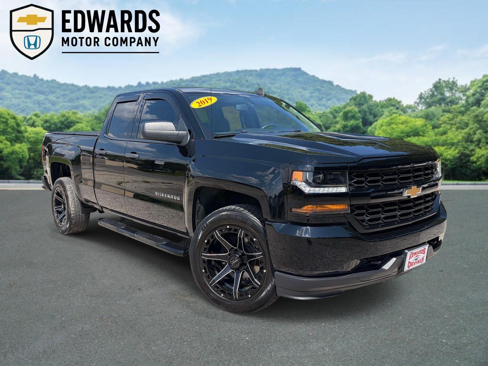 Black 2019 Chevrolet Silverado 1500 Custom Double Cab RWD Pickup Truck 4X2 6-Speed Automatic