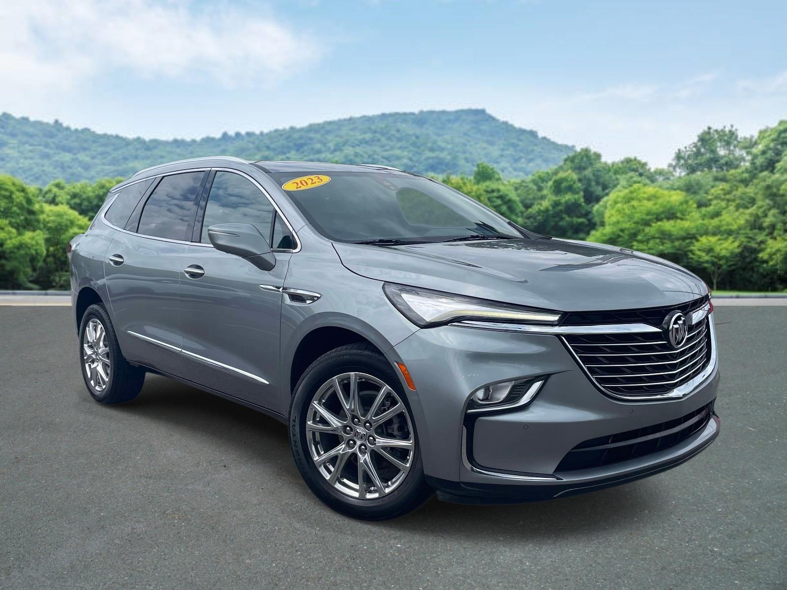 Moonstone Gray Metallic 2023 Buick Enclave SUV / Crossover Front-Wheel Drive 9-Speed Automatic